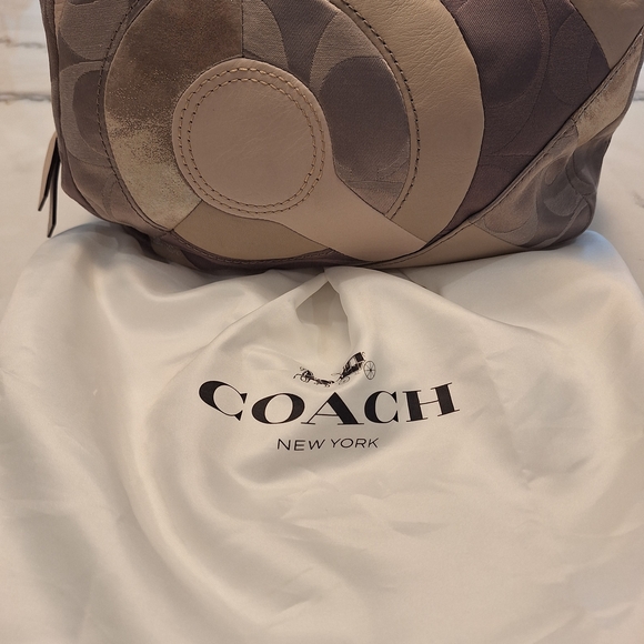 NWT Rare Coach Tan & Pink Mia Maggie Taupe Multi Patchwork Leather Hobo - Picture 5 of 5